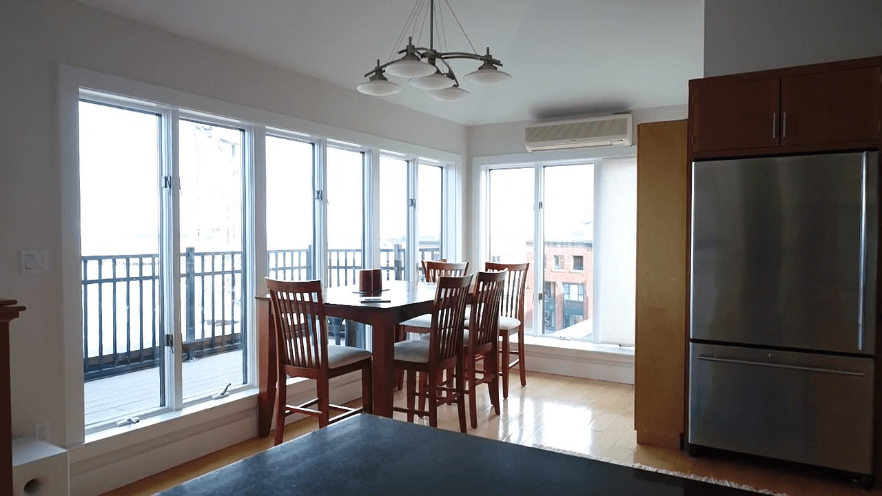 kitchen table w patio views